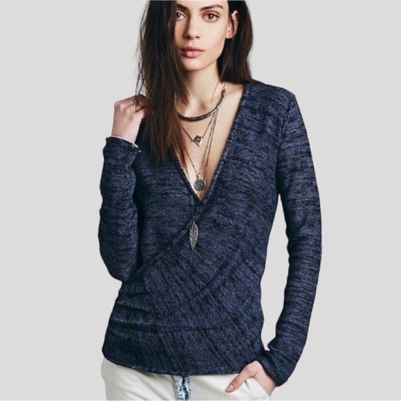 🎈 Free People Gotham Heathered Navy Faux Crossover Sweater Size Small - Picture 1 of 8